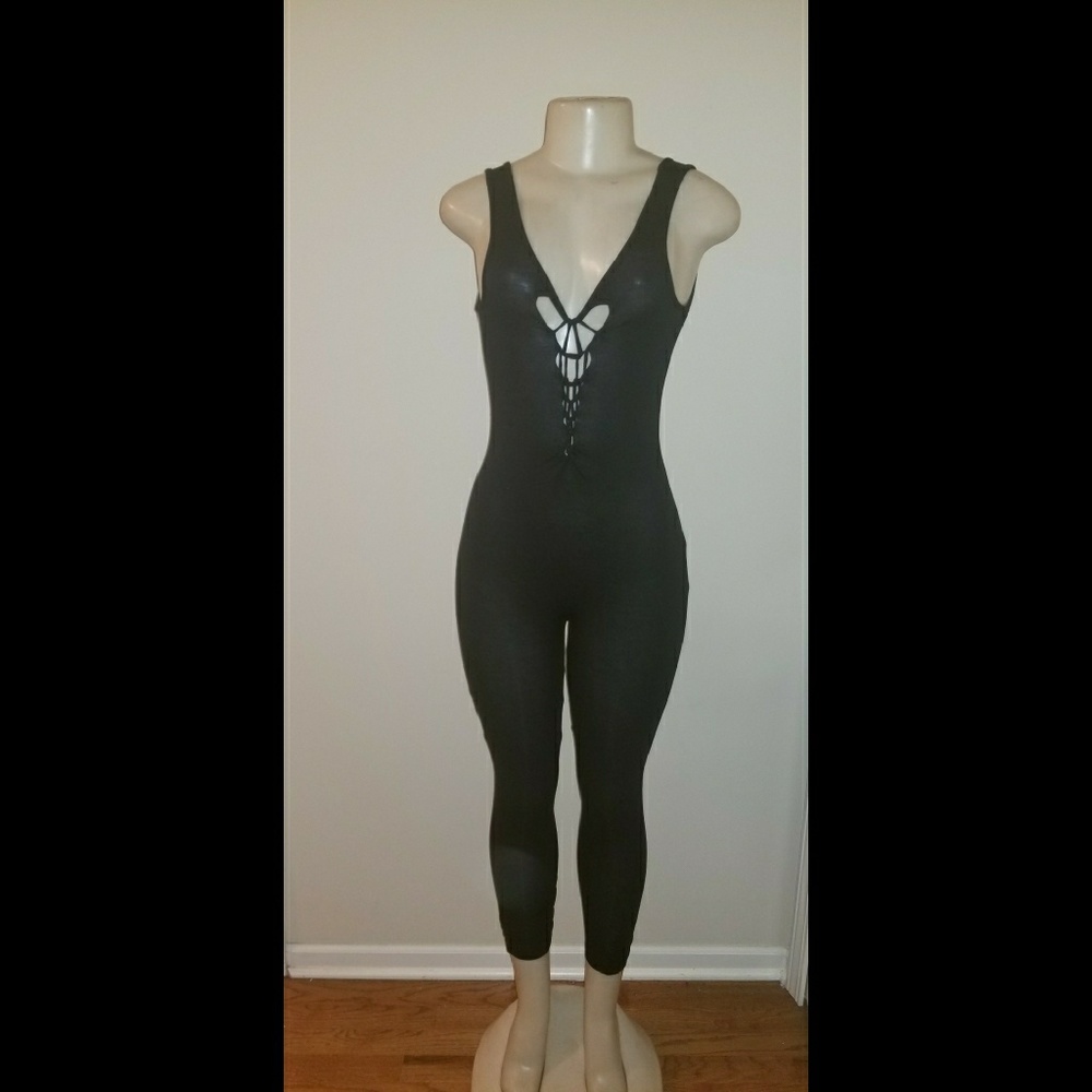 Custom made 2peice set - Picture 3 of 4