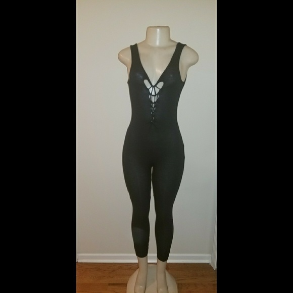 Custom made 2peice set - Picture 3 of 4
