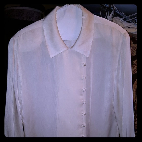 Translucent blouse - Picture 1 of 3