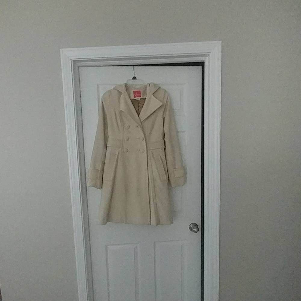 Lux Cream Wool Coat