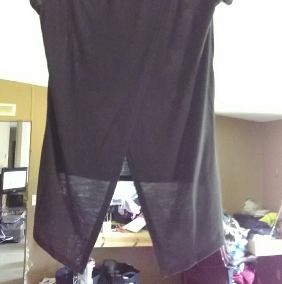 Top - Picture 3 of 4