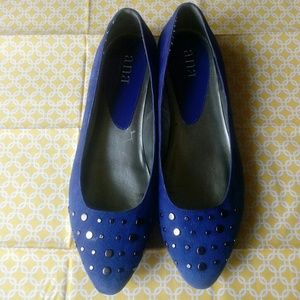 a.n.a blue flats