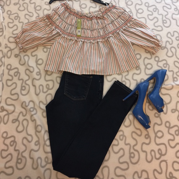 Gianni Bini Tops - Gianni Bini Magda blouse