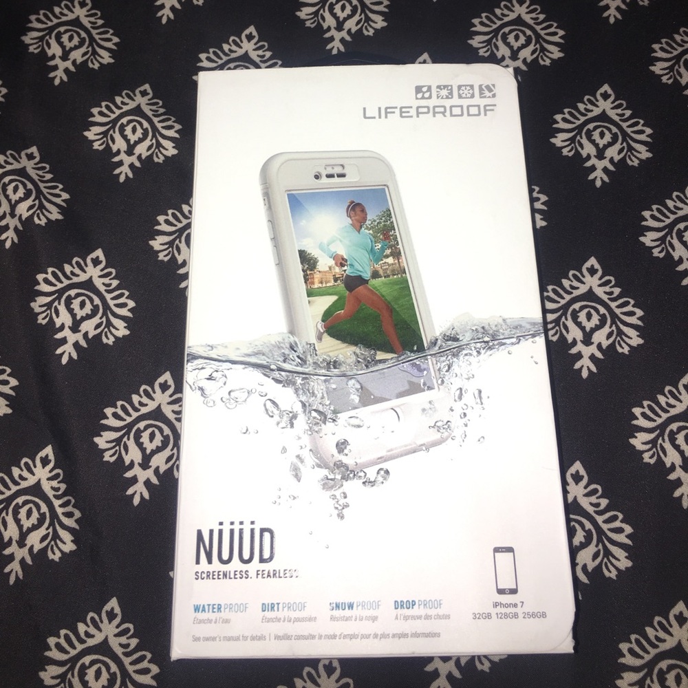 Life proof case for iPhone 7 make an offer!