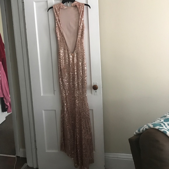 Gown - Picture 2 of 4
