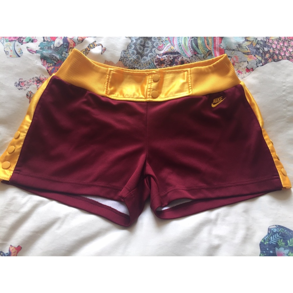 nike shorts