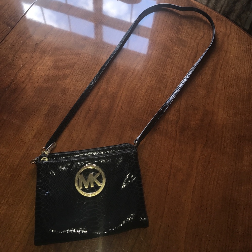 Michael Kors Black Snakeskin Crossbody
