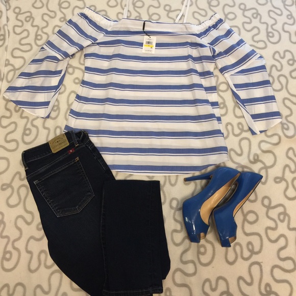 Calvin Klein off the shoulder blouse - Picture 2 of 4