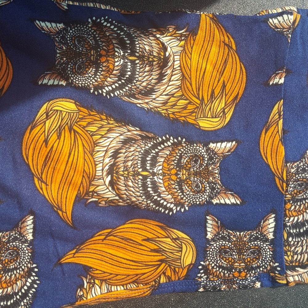 Tall and Curvy TC Cat Leggings