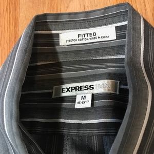 EXPRESS 1MX MEN MEDIUM FITTED BUTTON DOWN SHIRT