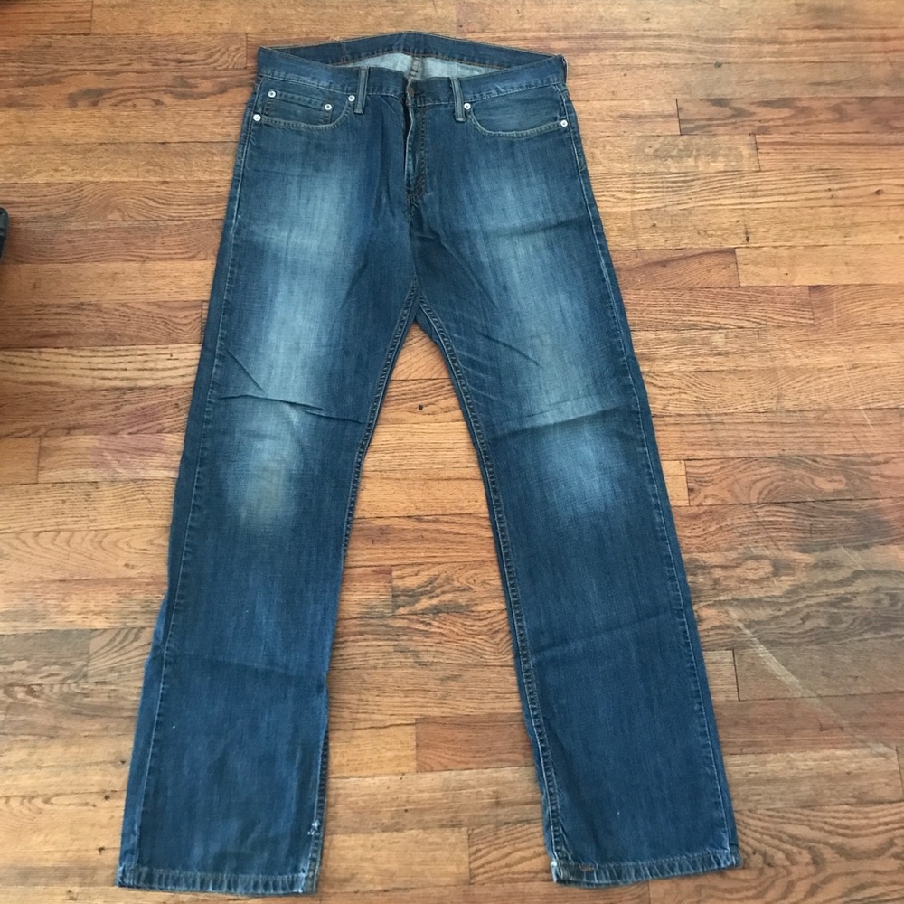 Levi's - Picture 3 of 3