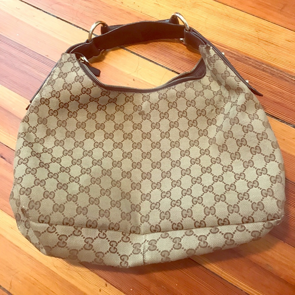 Gucci Authentic Signature Hobo Bag