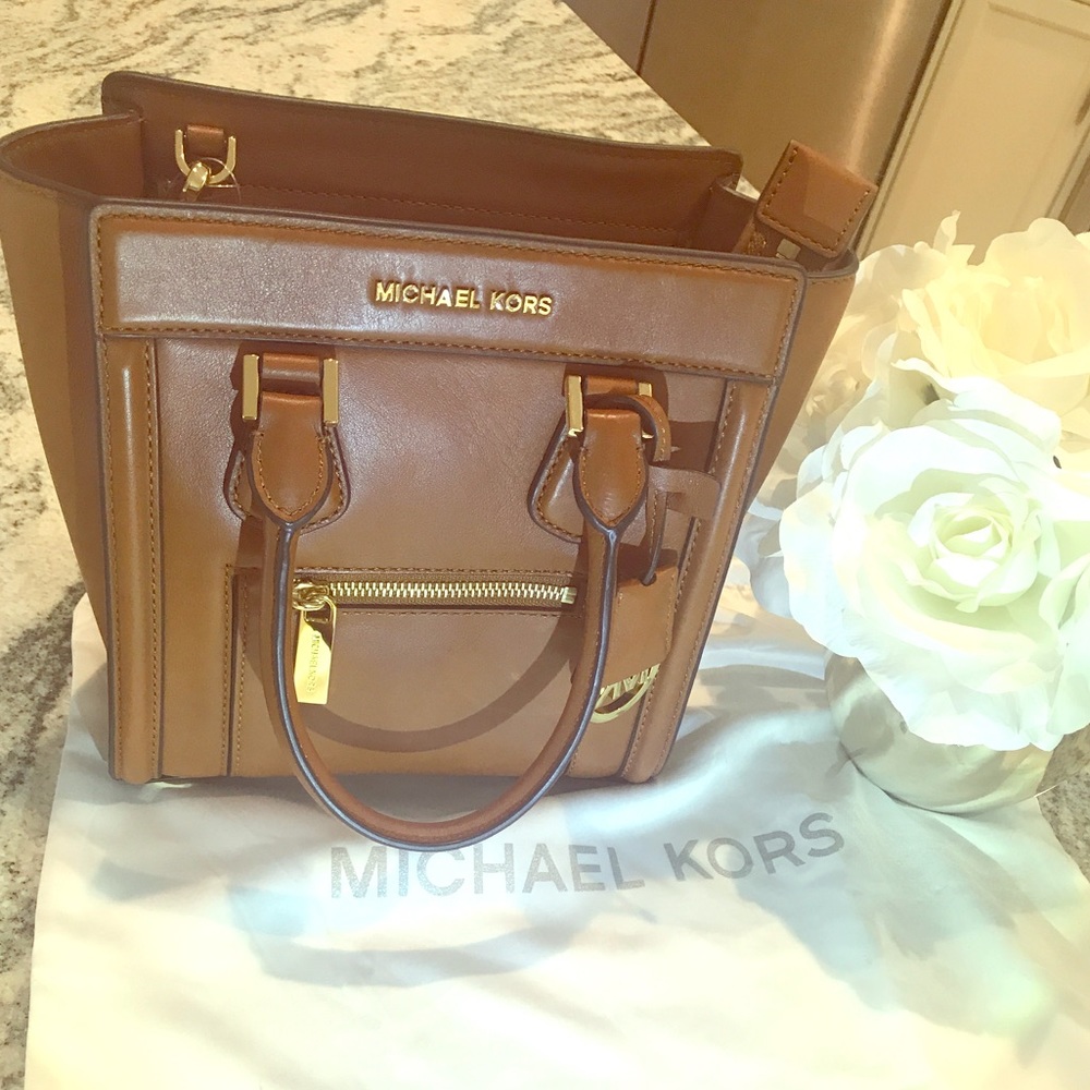 Michael Kors Colette Medium