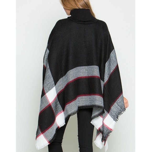 CHARLESTON Poncho - BLACK - Picture 5 of 8