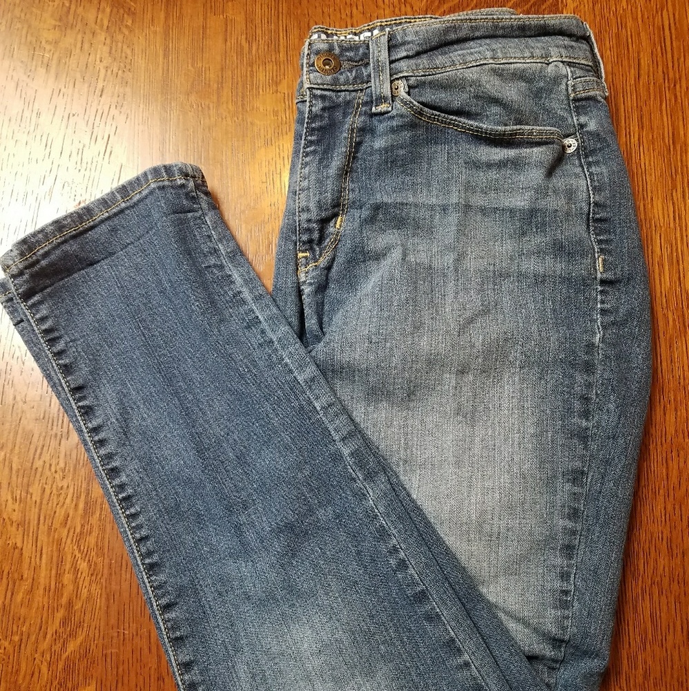 Denizen Levi modern fit strait crop jeans