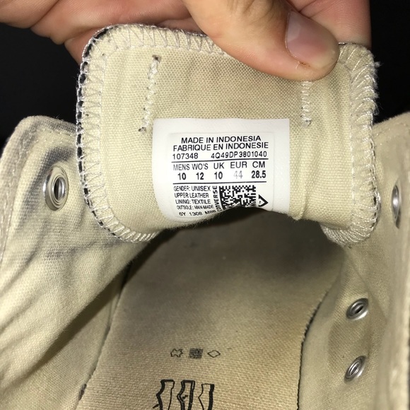 Leather converse - Picture 3 of 3