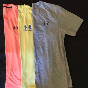 3 Under Armour cotton t-shirts