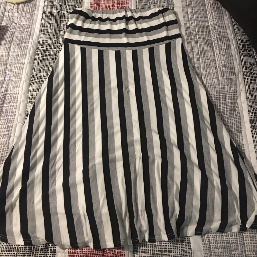Stripped Maurice's Maxi