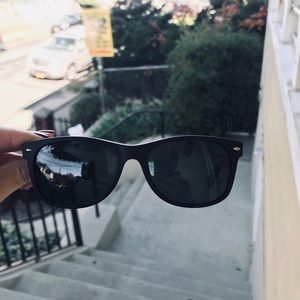 New Wayfarer Raybans
