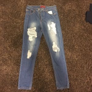 ripped boyfriend jeans