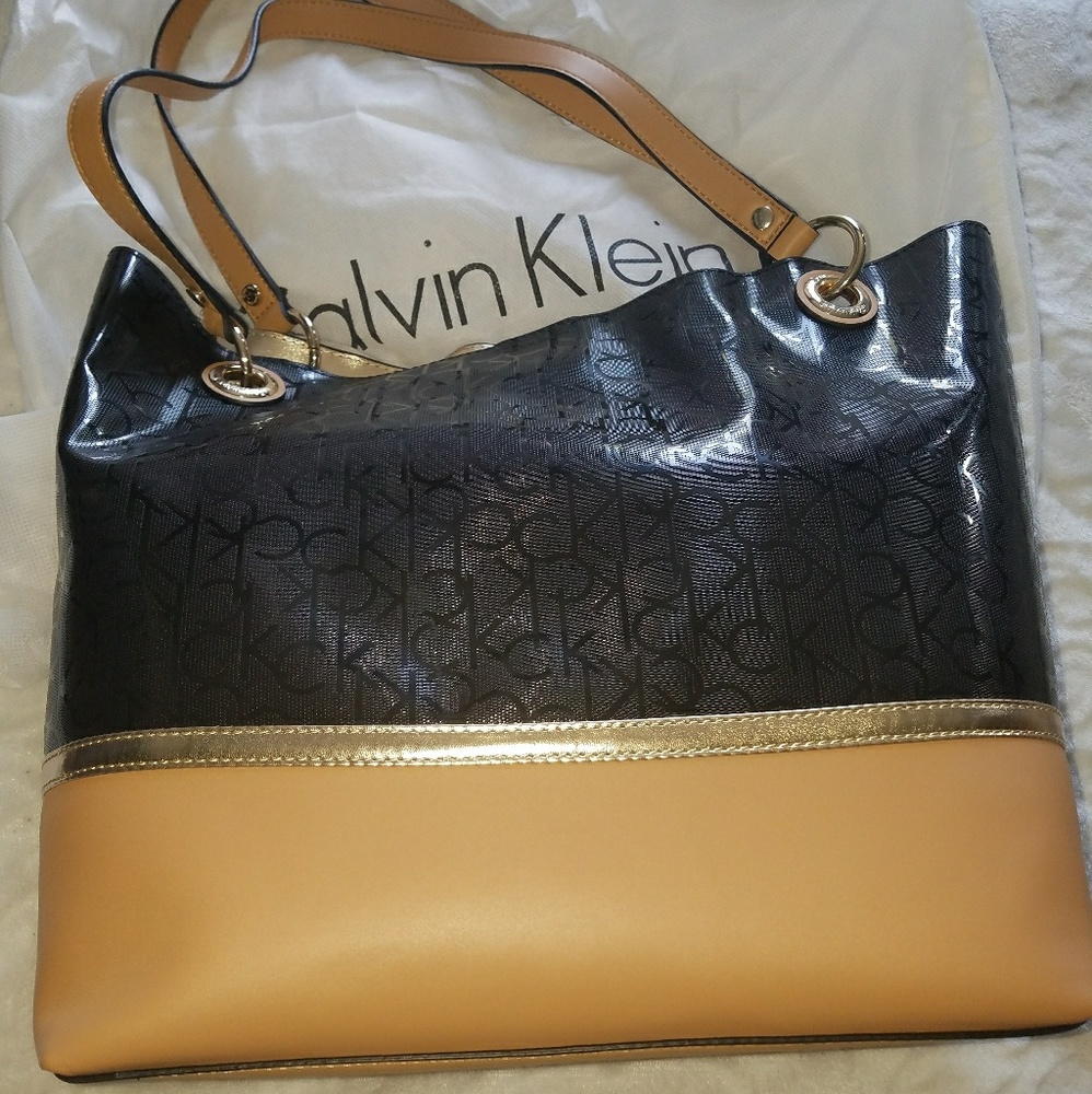 New Large Clavin Klein tote/purse