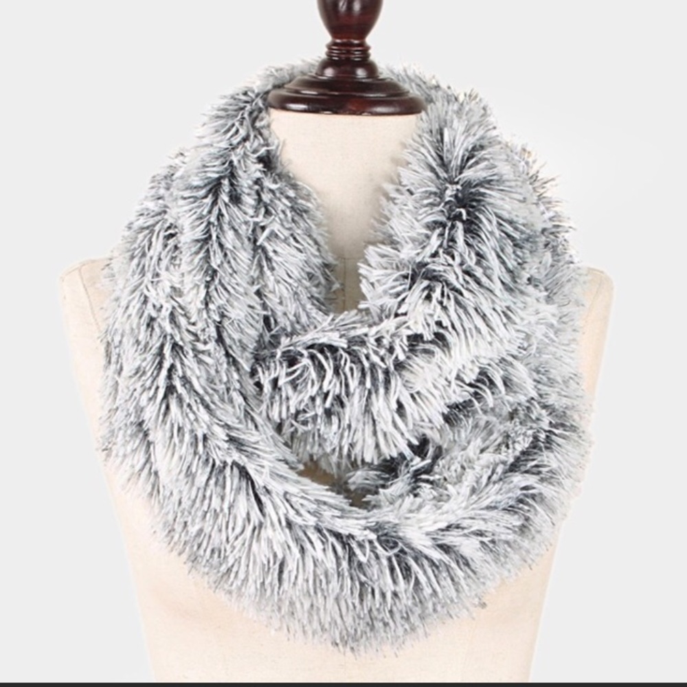 Fur infinity scarf