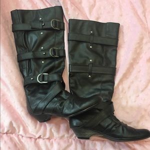 Mid Calf boots