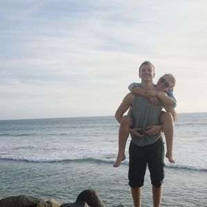 Meet your Posher, Ethan