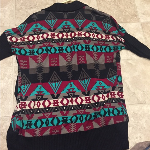 Aztec cardigan - Picture 2 of 2