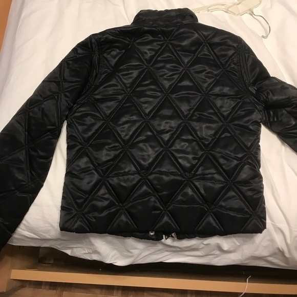 Black Guess jacket - Picture 3 of 3