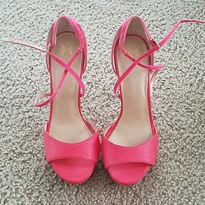 Victoria secret brand heels