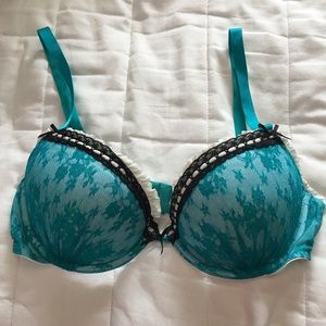 Teal Victoria's Secret push up bra