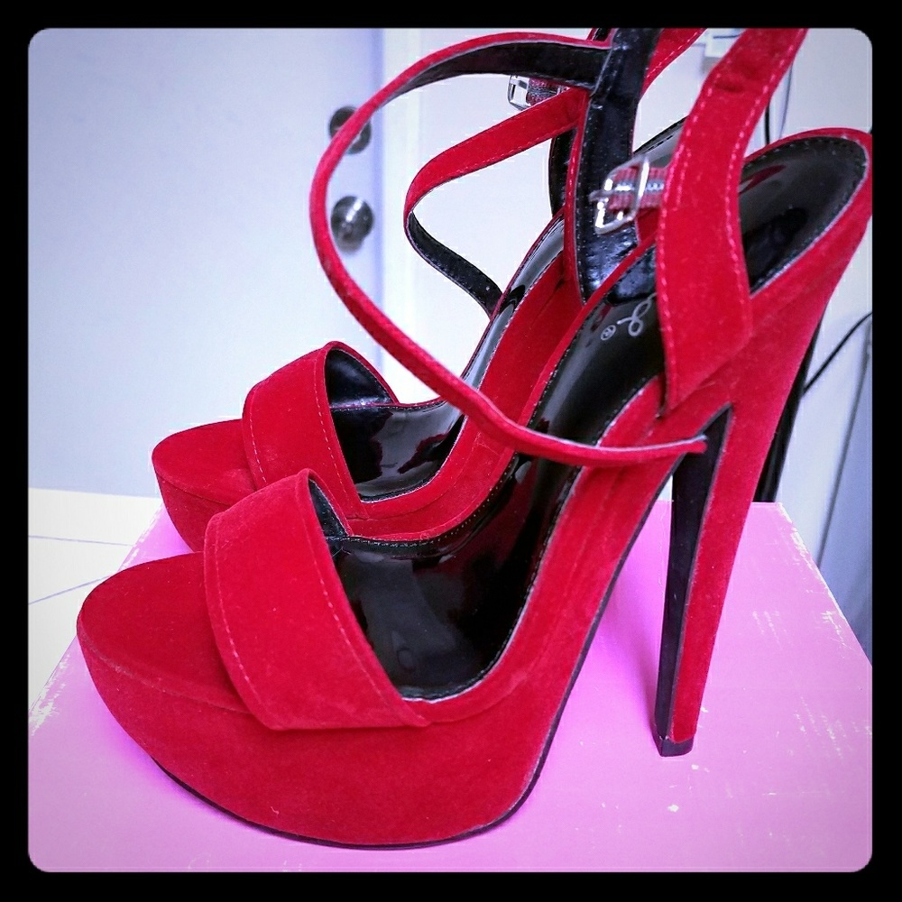 Qupid platform heels