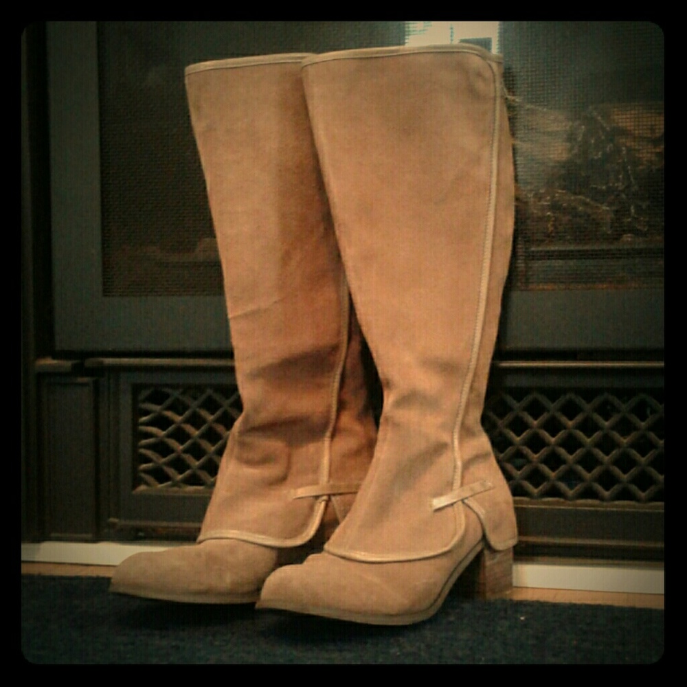 Joyfolie "Quinn" Tan Suede Boots w/ Spats