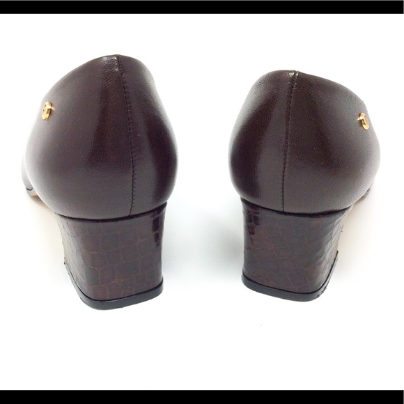 Vintage Etienne Aigner "Britain" Leather Pump - Picture 6 of 8