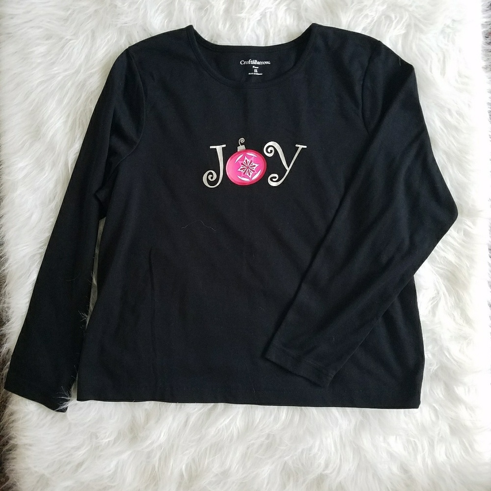 Holiday long sleeve top