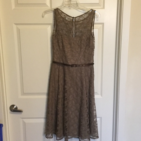 Dresses & Skirts - Evan-Picone Dress‼️must bundle no discount ‼️