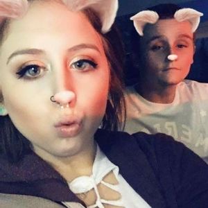 Meet your Posher, Cody