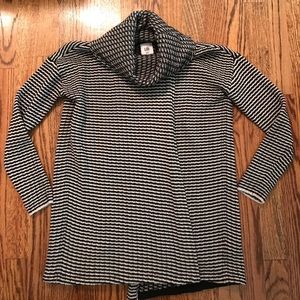 CAbi Fergie sweater