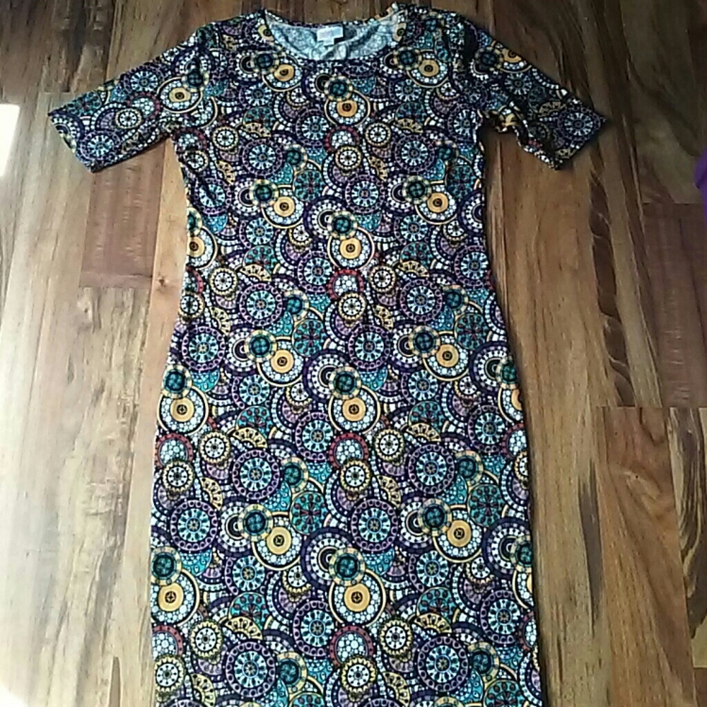 Lularoe julia