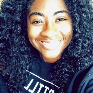 Meet your Posher, Michaela