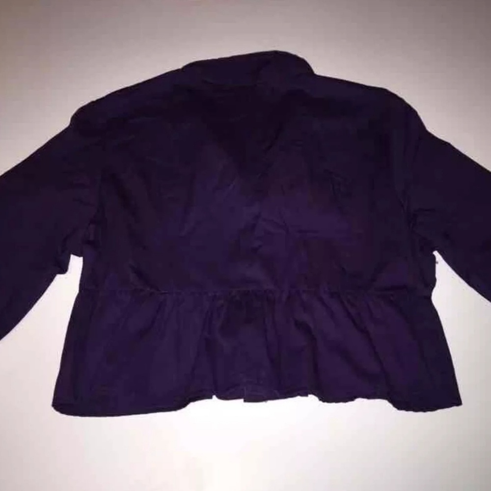๐๐Purple thin jacket๐๐ผ๐๐ผ - Picture 4 of 4
