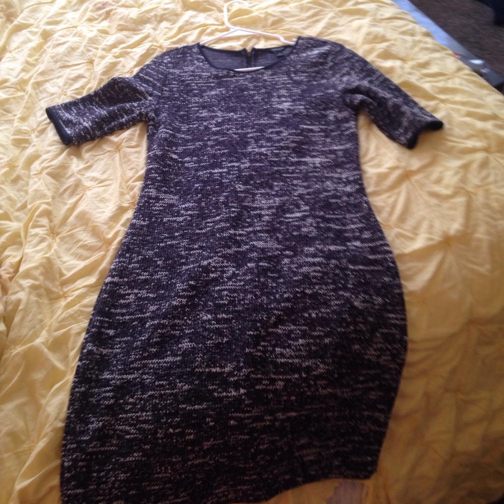 A beautiful Anne Taylor dress