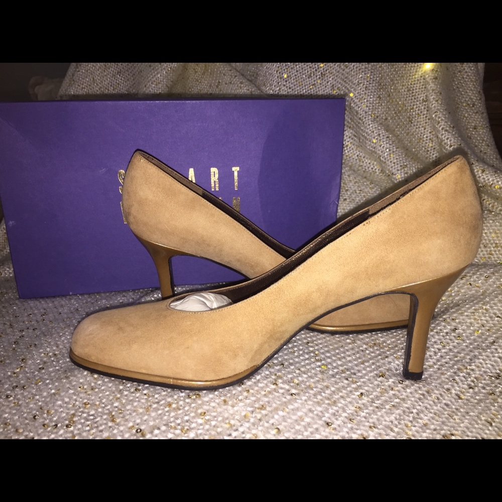 Stuart Weitzman suede camel heels