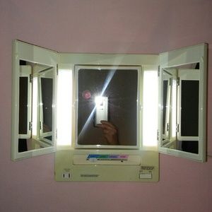 Vintage Vanity Makeup Mirror
