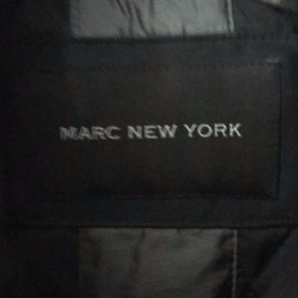 SOLD🌷Men'’s Andrew Marc Quilted Jacket - Picture 8 of 8