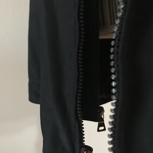 SOLD🌷Men'’s Andrew Marc Quilted Jacket - Picture 2 of 8