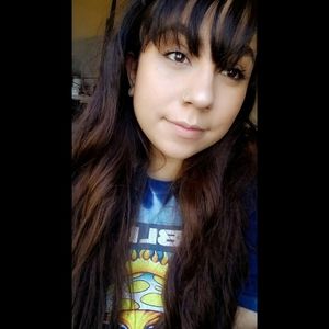 Meet your Posher, Juliana