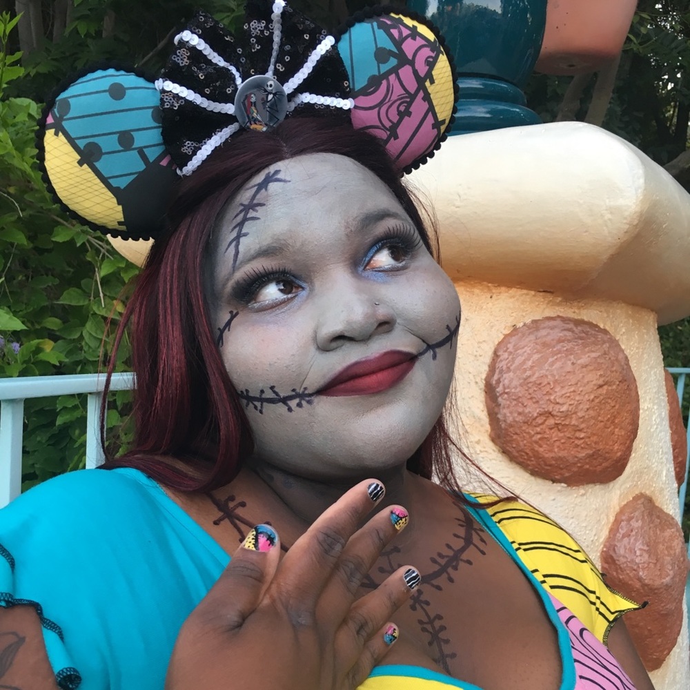 Check out @locoshop77 for amazing minnie ears