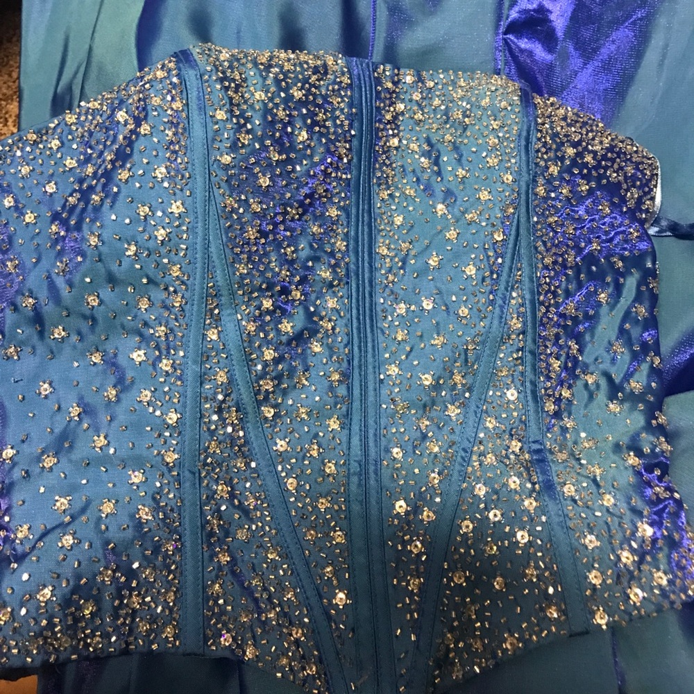 Prom dress